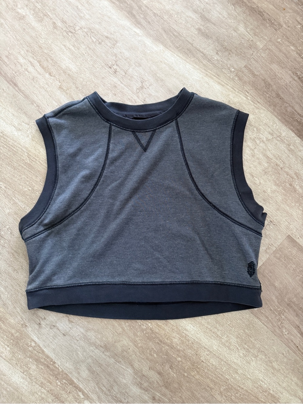 Time After Time Top (NO shorts)
Navy Sleeveless Top